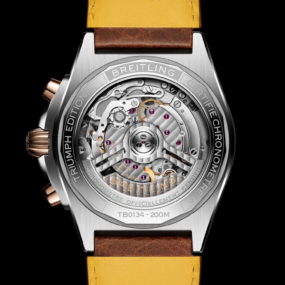 Breitling Chronomat B01 42 Triumph Grandes ahorros