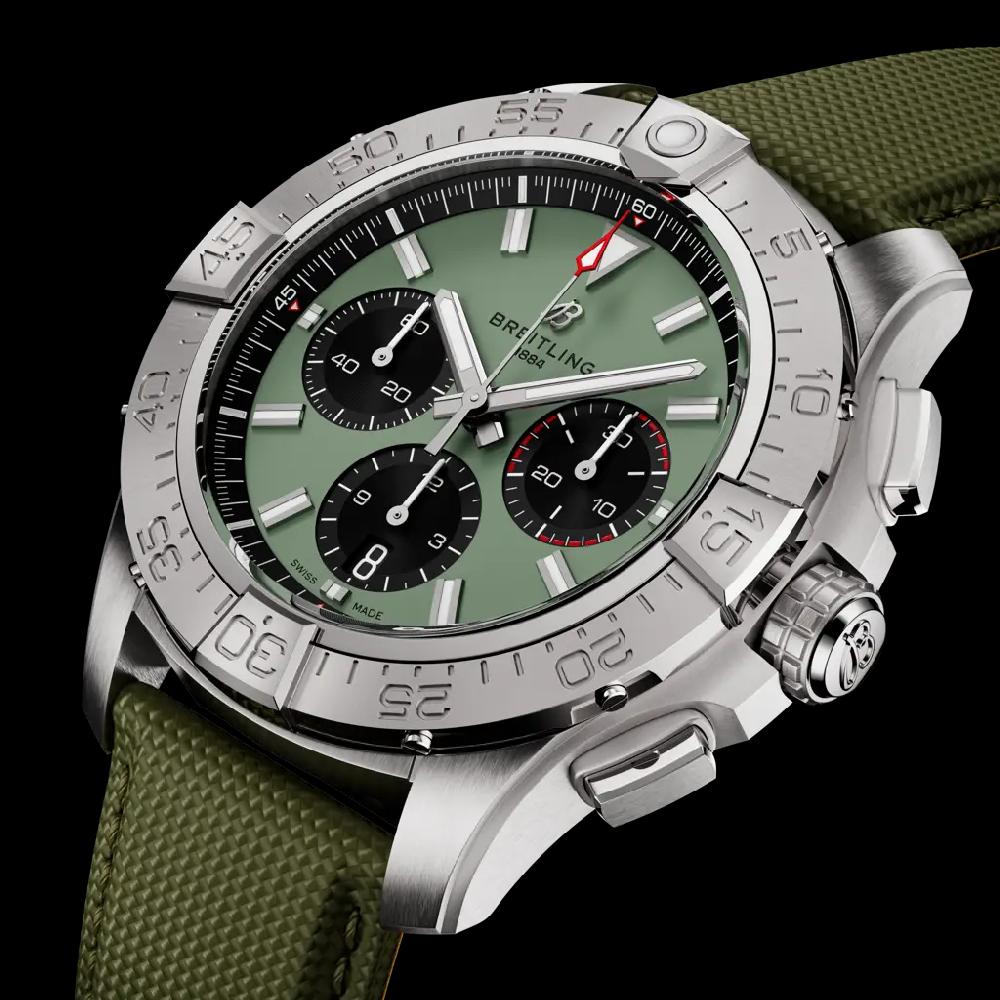 Breitling Avenger B01 Chronograph 44 En oferta