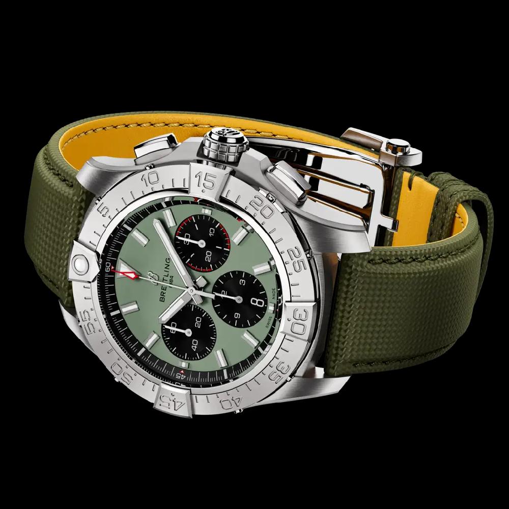 Breitling Avenger B01 Chronograph 44 En oferta
