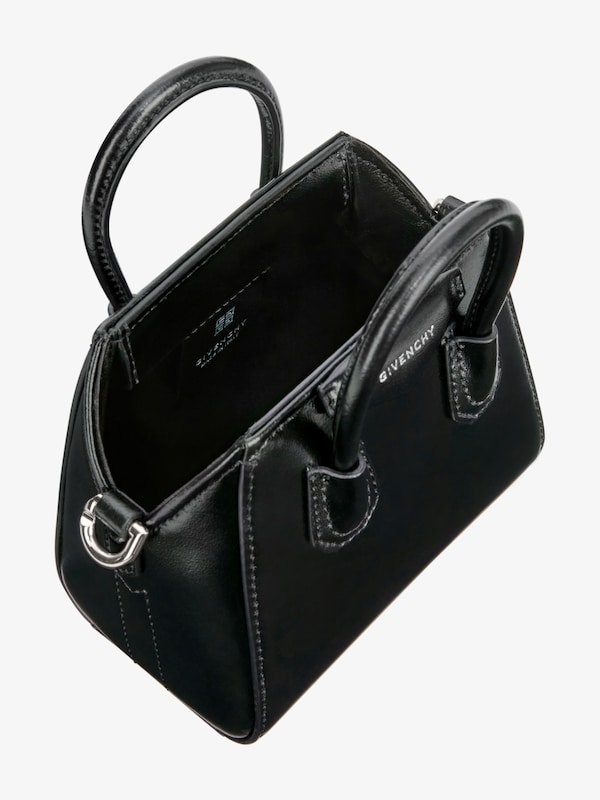 Givenchy Micro Antigona bag in Box leather Rebajas de fin de temporada