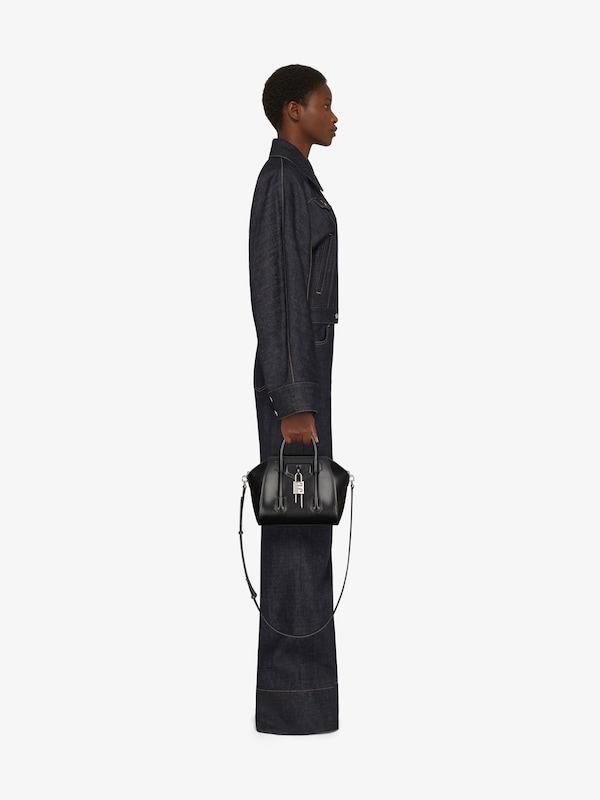 Givenchy Mini Antigona Lock bag in Box leather Rebajas de fábrica