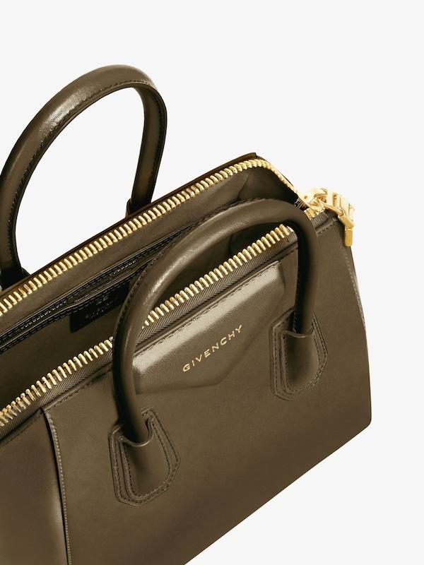 Givenchy Mini Antigona bag in Box leather Últimos 3 días
