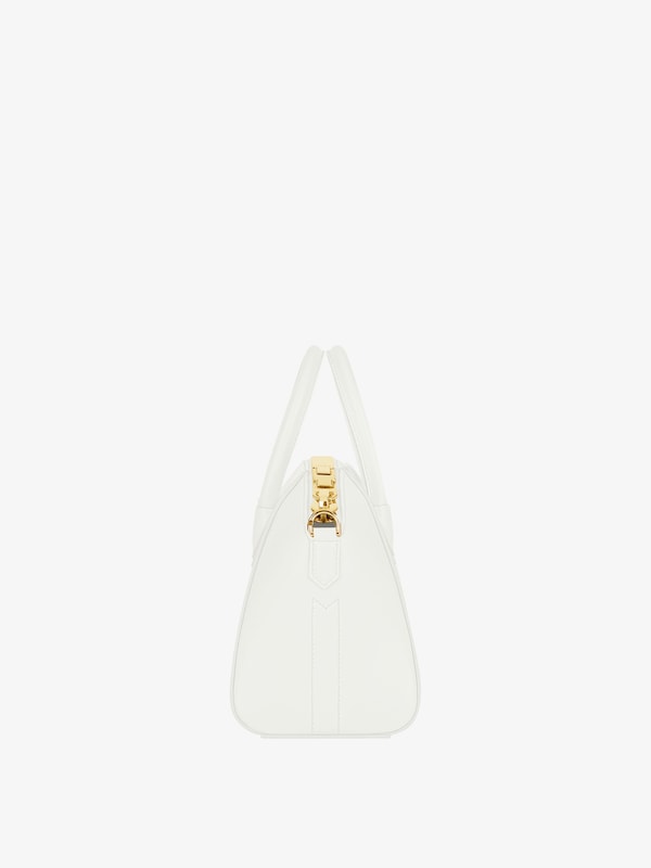 Givenchy Mini Antigona bag in Box leather COMPRAR AHORA