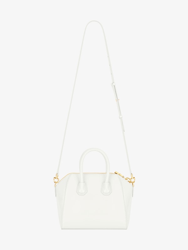 Givenchy Mini Antigona bag in Box leather COMPRAR AHORA