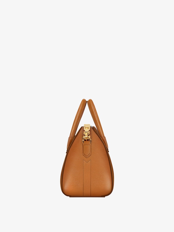 Givenchy Mini Antigona bag in leather ÚLTIMAS EDICIONES