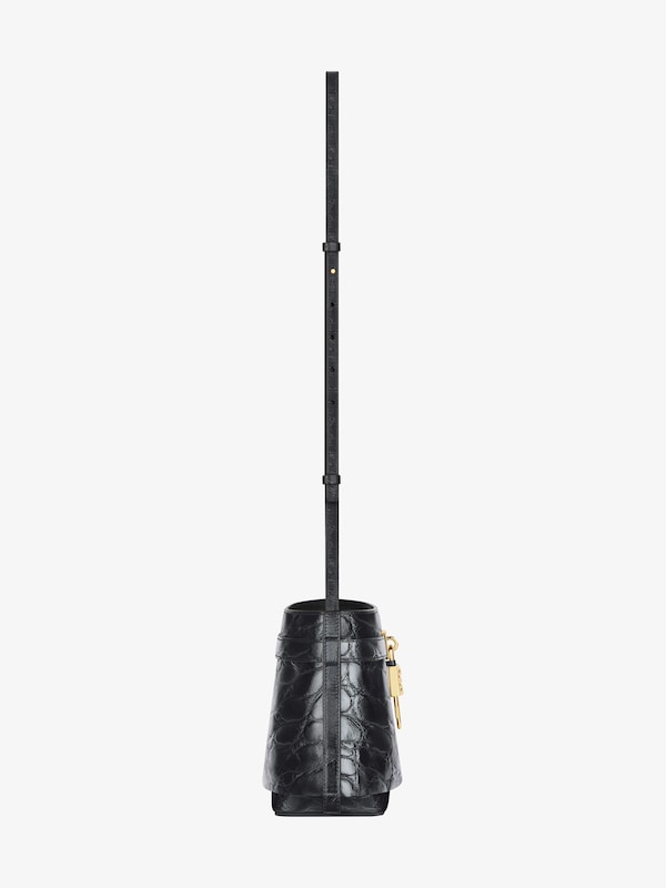 Givenchy Shark Lock bucket bag in crocodile effect leather Tienda