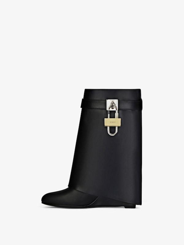 Givenchy Shark Lock ankle boots in leather En oferta