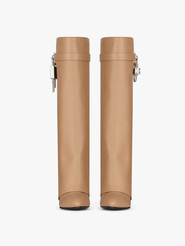 Givenchy Shark Lock boots in grained leather Outlet