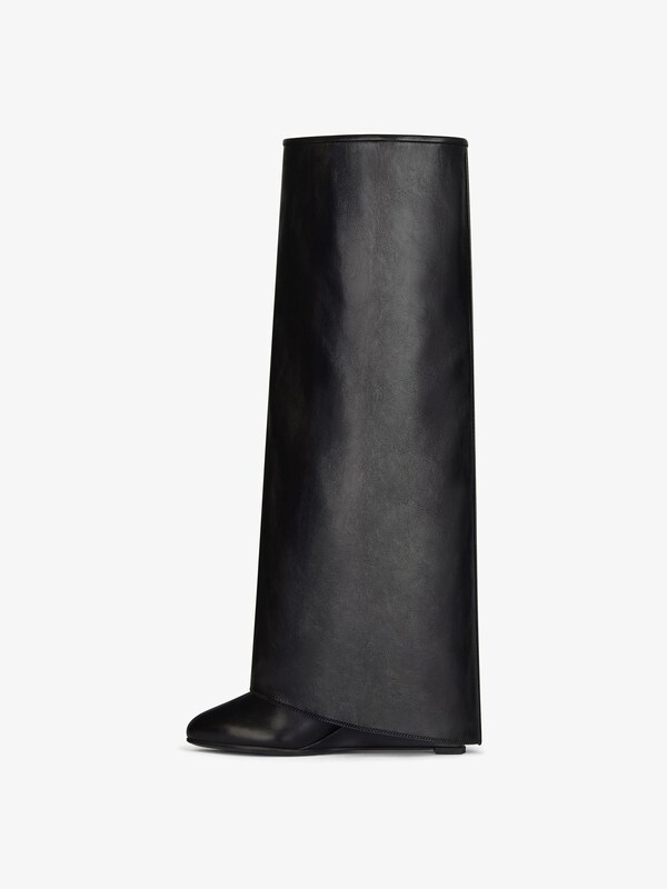 Givenchy Shark Lock Buckles boots in leather Los más vendidos