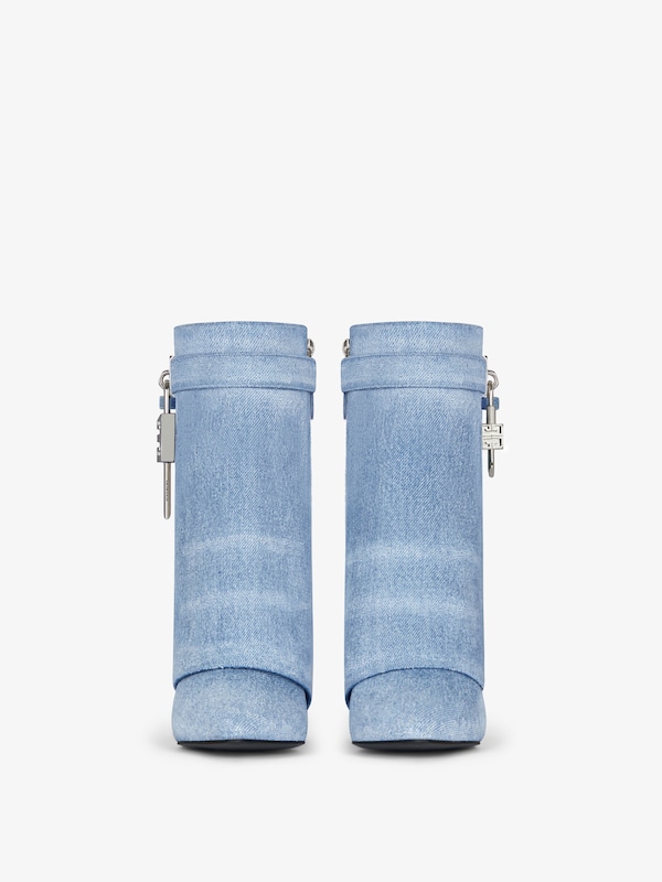 Givenchy Shark Lock ankle boots in washed denim Ventas relámpago