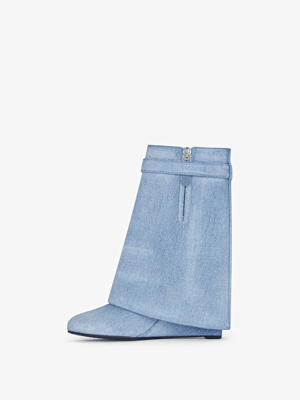 Givenchy Shark Lock ankle boots in washed denim Ventas relámpago