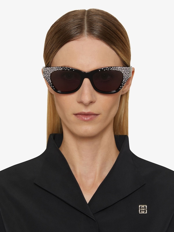 Givenchy 4G sunglasses in acetate with crystals Último día