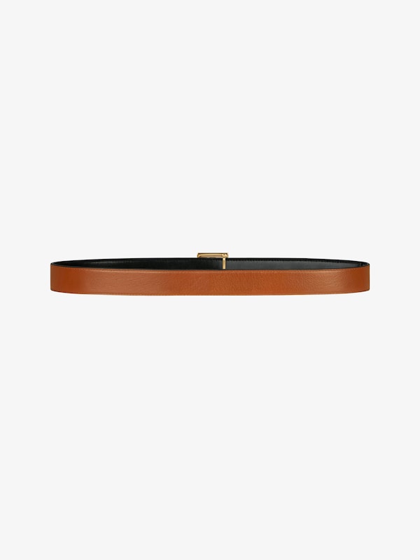 Givenchy Reversible belt in Box leather Solo queda un día