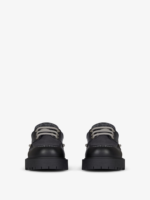 Givenchy Storm boat shoes in leather suede monogram 72 denim En oferta