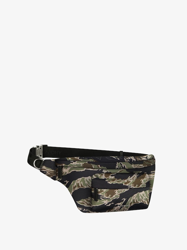 Givenchy Essential U belt bag in nylon with camo print Descuentos del mes