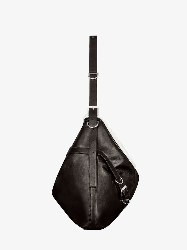 Givenchy Large Voyou bag in shearling Grandes ahorros