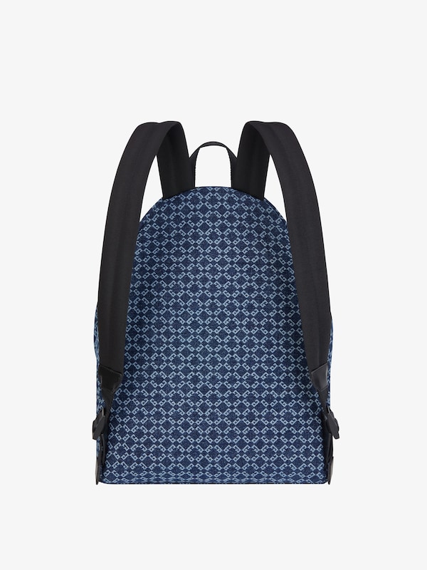 Givenchy Essential U backpack in monogram 72 denim Descuento