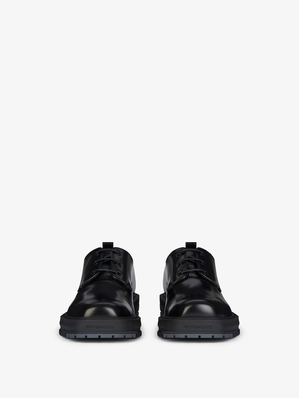 Givenchy Derbies in leather Ventas relámpago