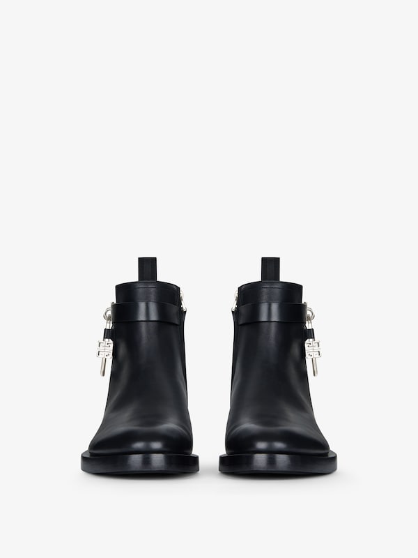 Givenchy Lock ankle boots in leather Liquidación