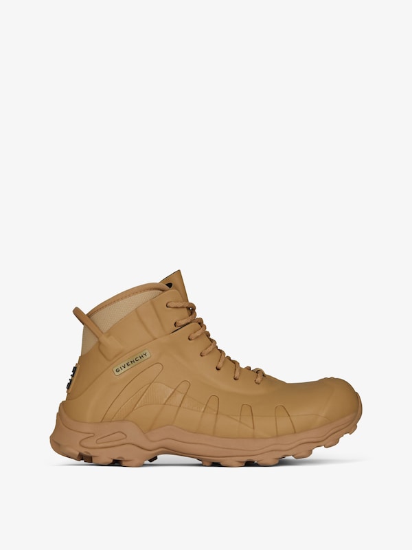 Givenchy Bogs lace up boots in rubber and neoprene Envío gratis