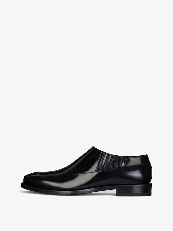 Givenchy Squared derbies in leather Últimos 3 días