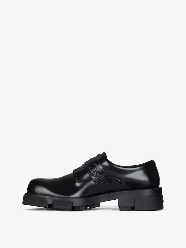 Givenchy Terra derbies in leather COMPRAR AHORA