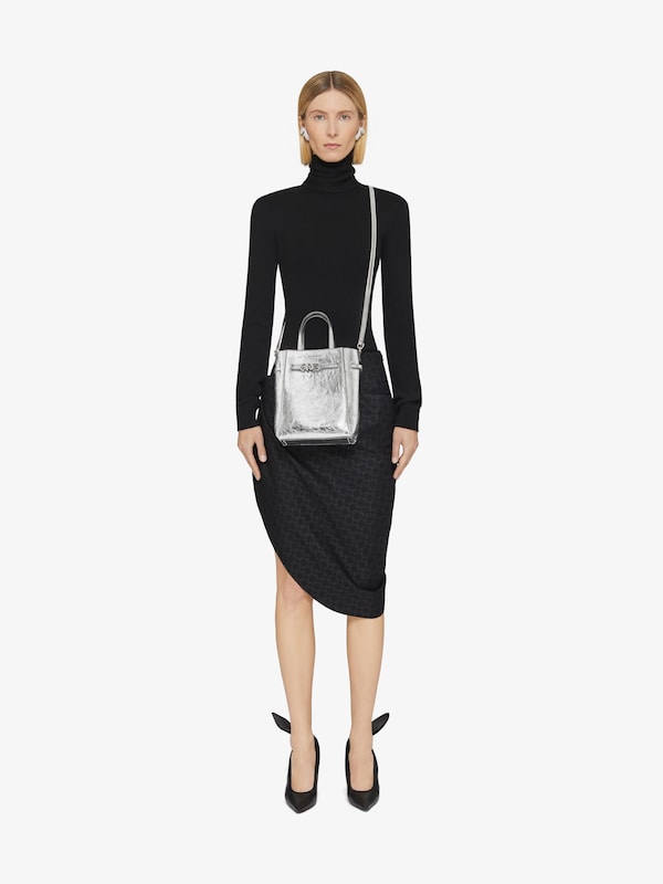 Givenchy Mini Voyou tote bag in laminated leather Promoción por tiempo limitado