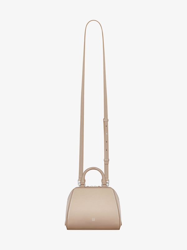 Givenchy Nano Antigona Cube bag in pearly leather Solo hoy