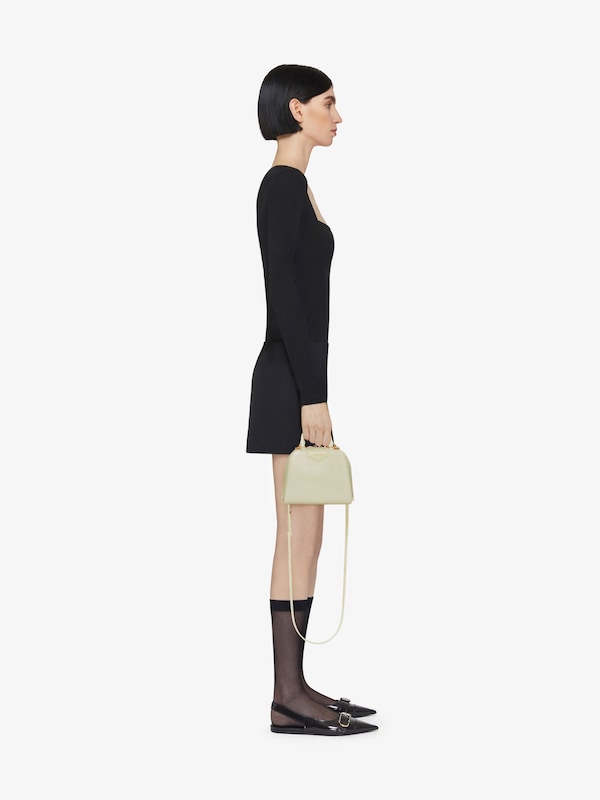 Givenchy Nano Antigona Cube bag in leather Oferta especial de fábrica