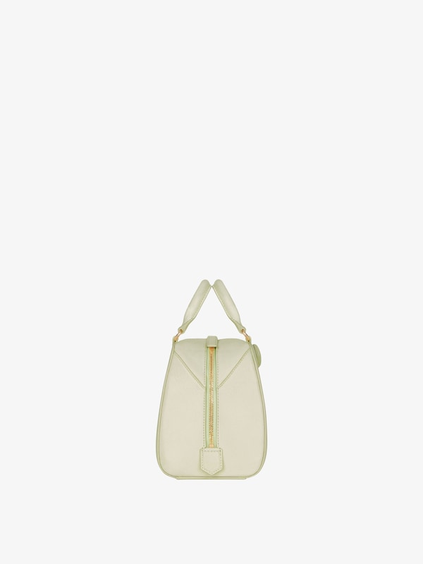 Givenchy Nano Antigona Cube bag in leather Oferta especial de fábrica