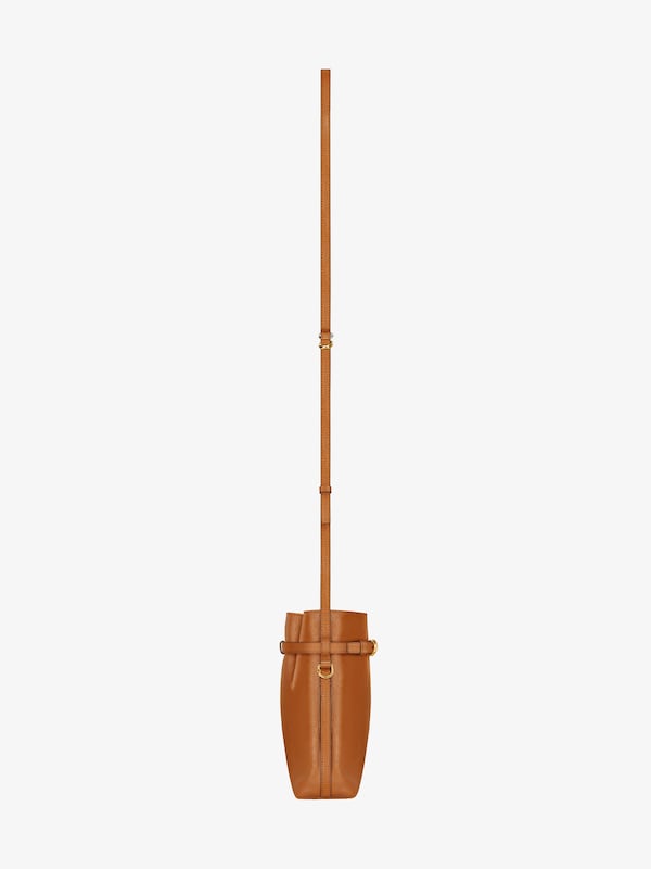 Givenchy Voyou phone pouch in leather Ahorra y exporta