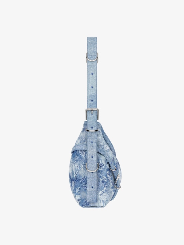 Givenchy Medium Voyou bag in washed embroidered denim Ofertas de temporada