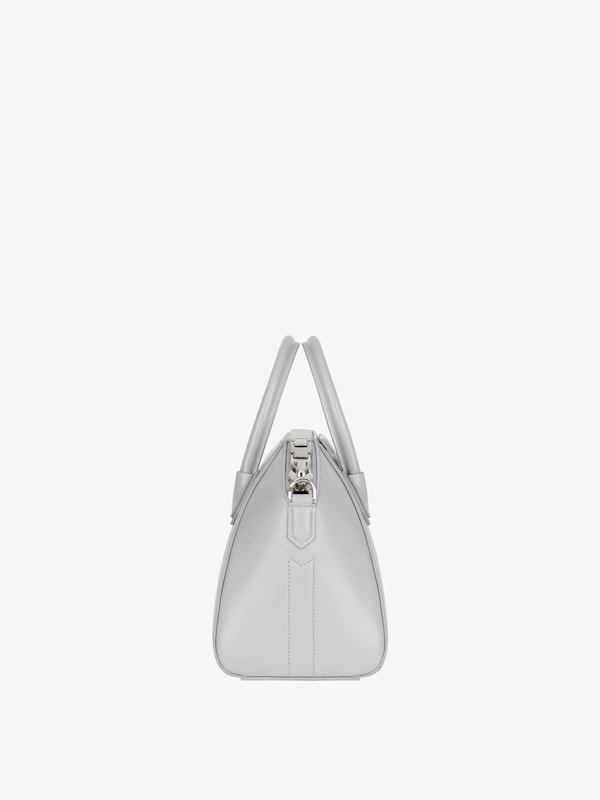 Givenchy Mini Antigona bag in Box leather Precio ultrabajo