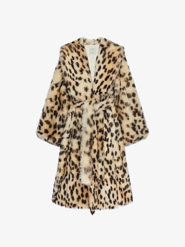 Givenchy Oversized coat in fur with leopard print Liquidación