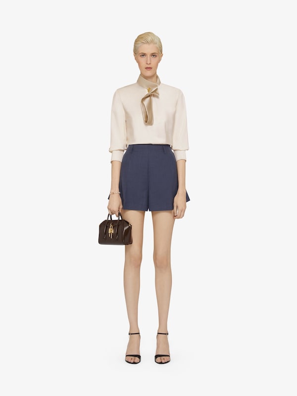 Givenchy Shorts in wool Solo queda un día