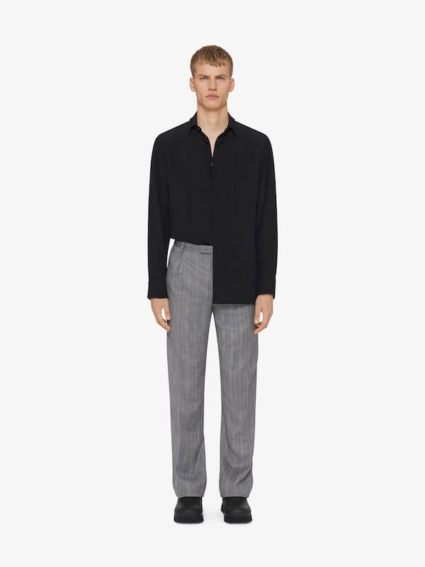 Givenchy Shirt in silk with plastron Últimos 3 días