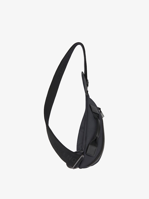 Givenchy Small G-Zip Triangle bag in 4G nylon Libre de impuestos