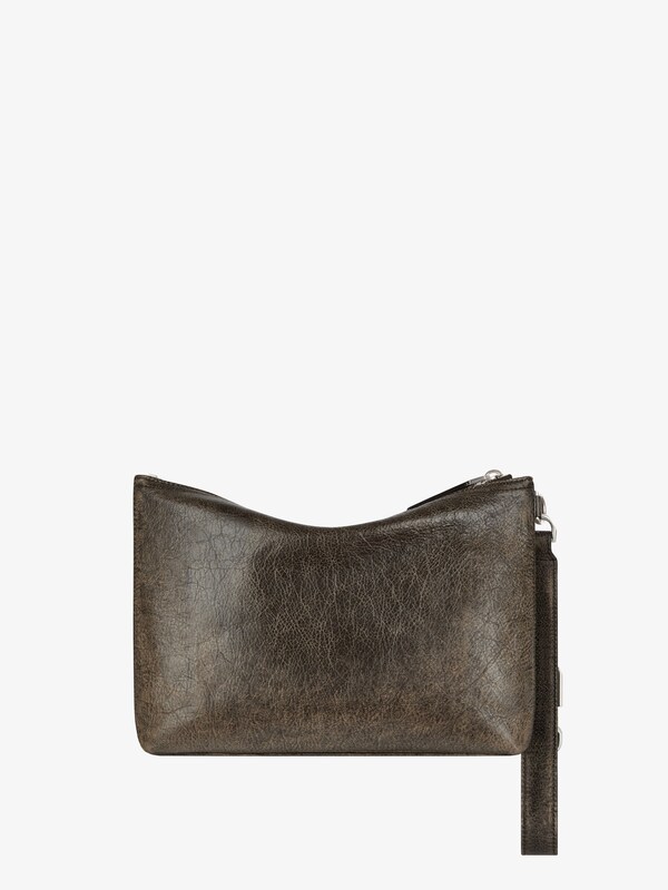 Givenchy Voyou pouch in aged leather Grandes ahorros
