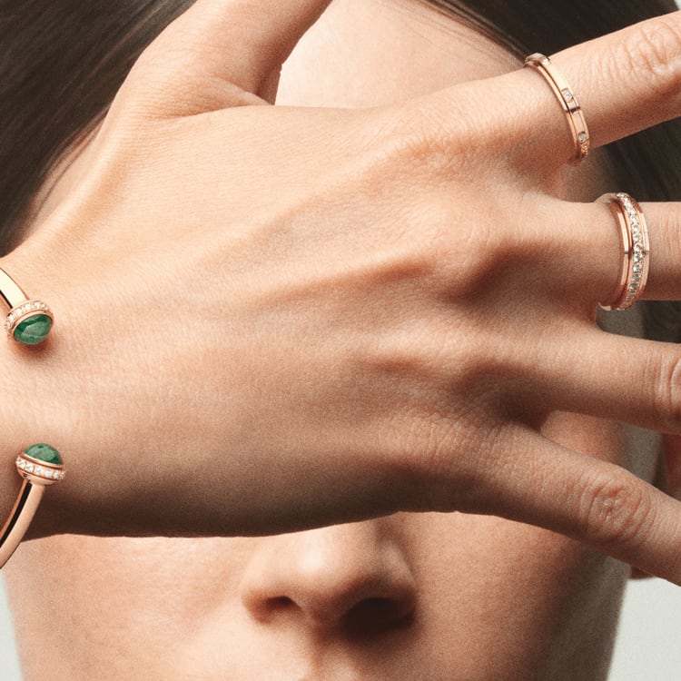 Piaget Possession open bangle bracelet Liquidación