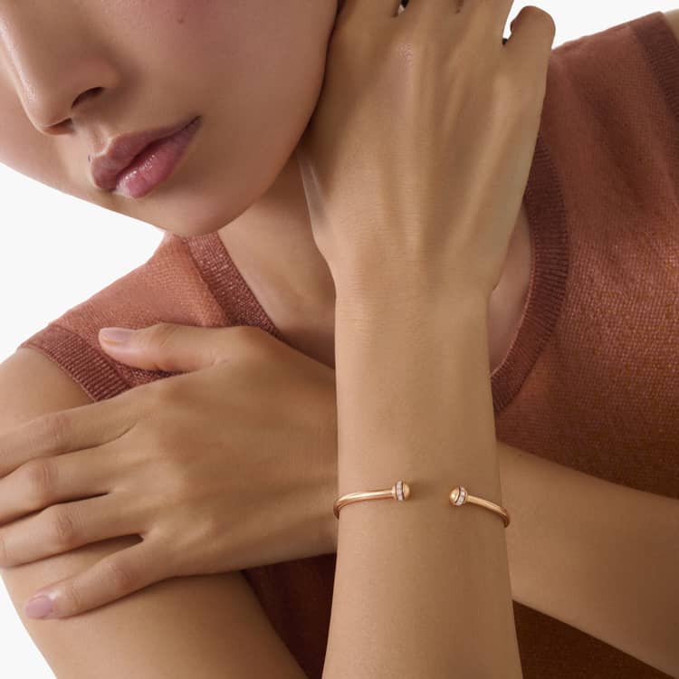 Piaget Possession open bangle bracelet Envío gratis