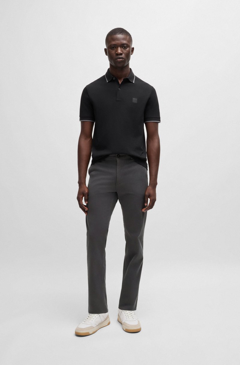 Hugo Boss Chinos slim fit de raso de algodón elástico En oferta