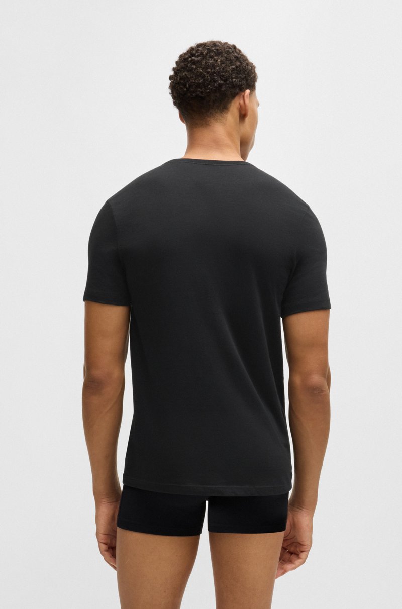 Hugo Boss Paquete de tres camisetas de algodón con logo bordado En oferta