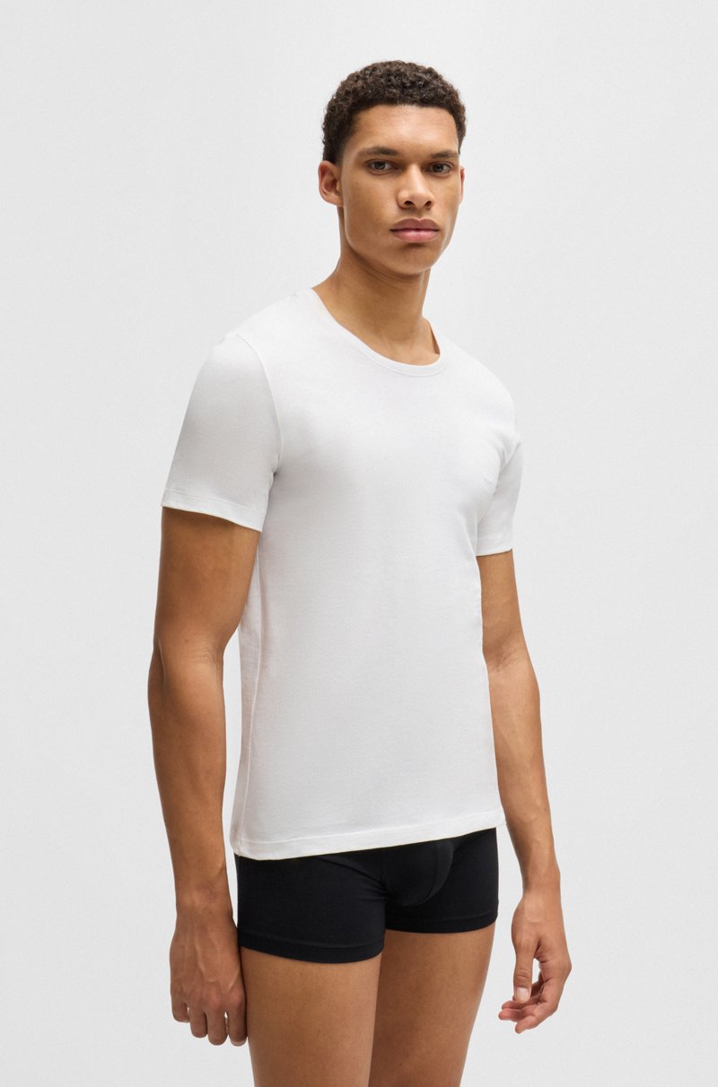 Hugo Boss Paquete de tres camisetas de algodón con logo bordado En oferta