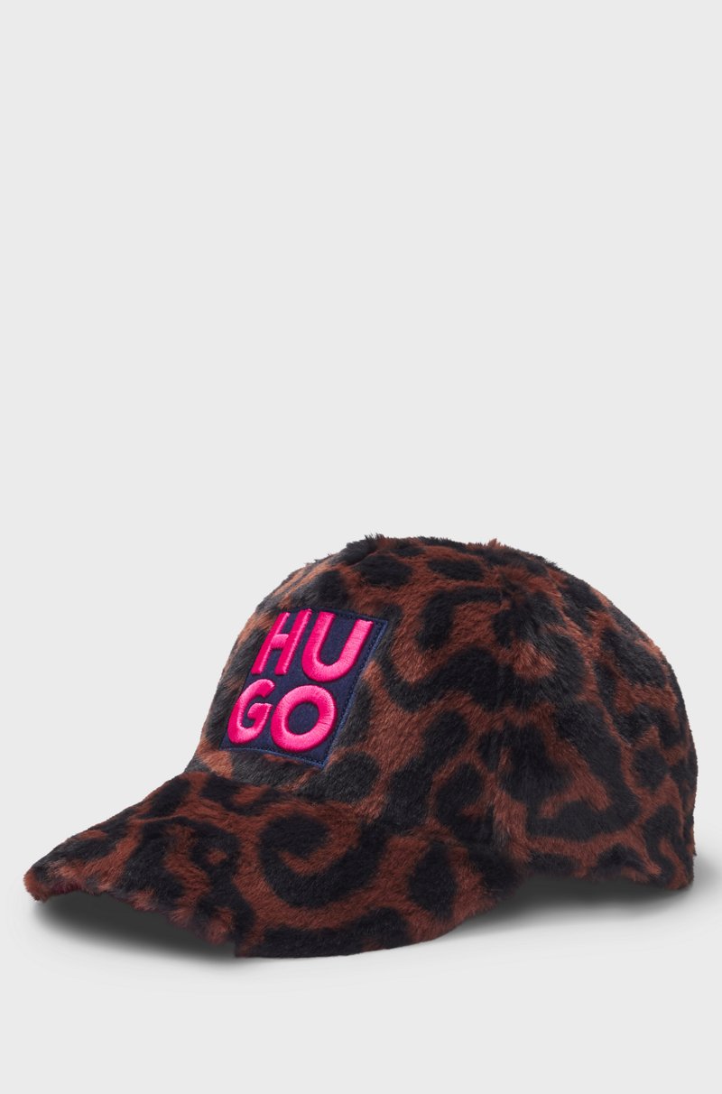 Hugo Boss Gorra para niños en imitación de piel con logo apilado y estampado de guepardo Ahorra y exporta
