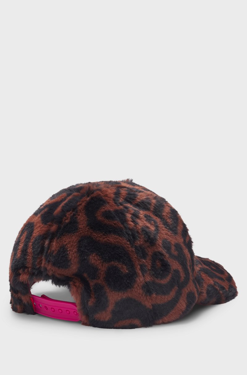Hugo Boss Gorra para niños en imitación de piel con logo apilado y estampado de guepardo Ahorra y exporta