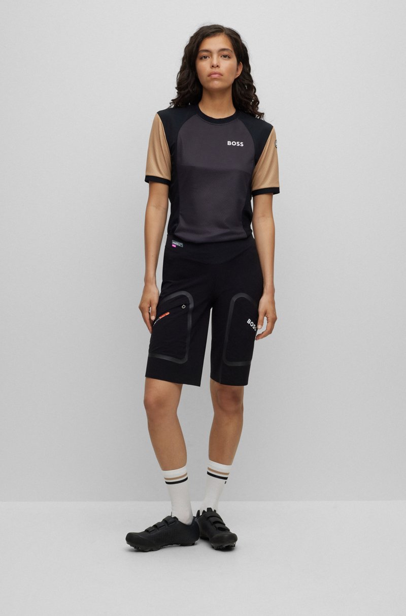 Hugo Boss Camiseta BOSS x ASSOS de punto regular fit con protección UPF35 y detalle de la marca Solo queda un día