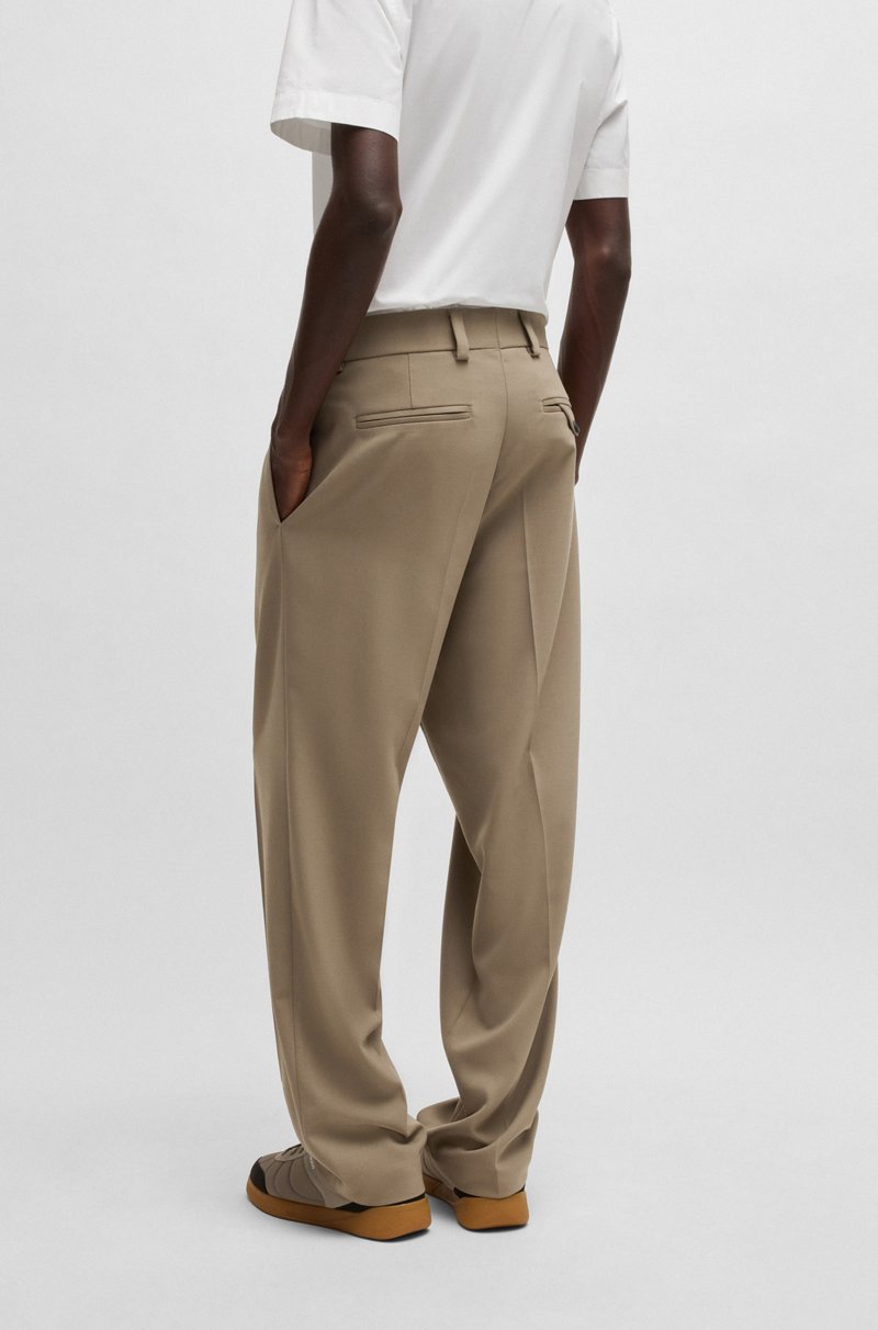 Hugo Boss Pantalones de corte moderno en sarga elástica con raya delantera Precio de fábrica