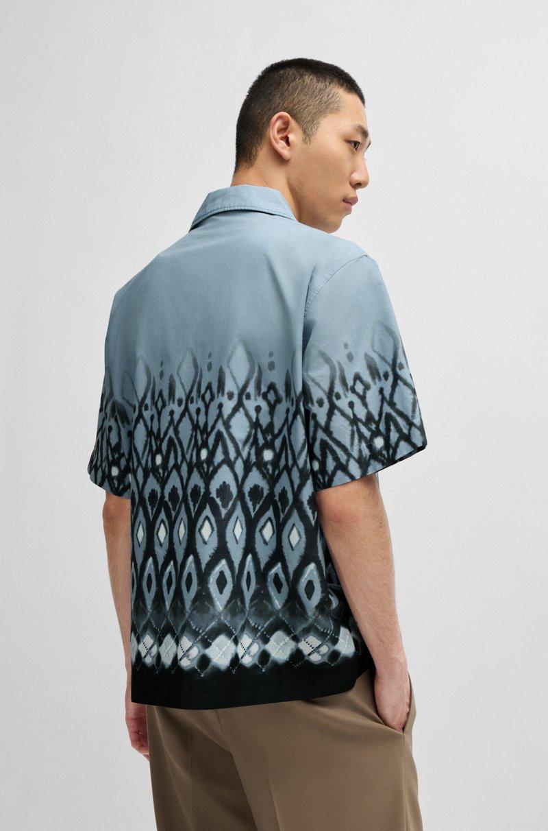 Hugo Boss Camisa oversize fit de algodón con estampado pintado a mano Solo hoy