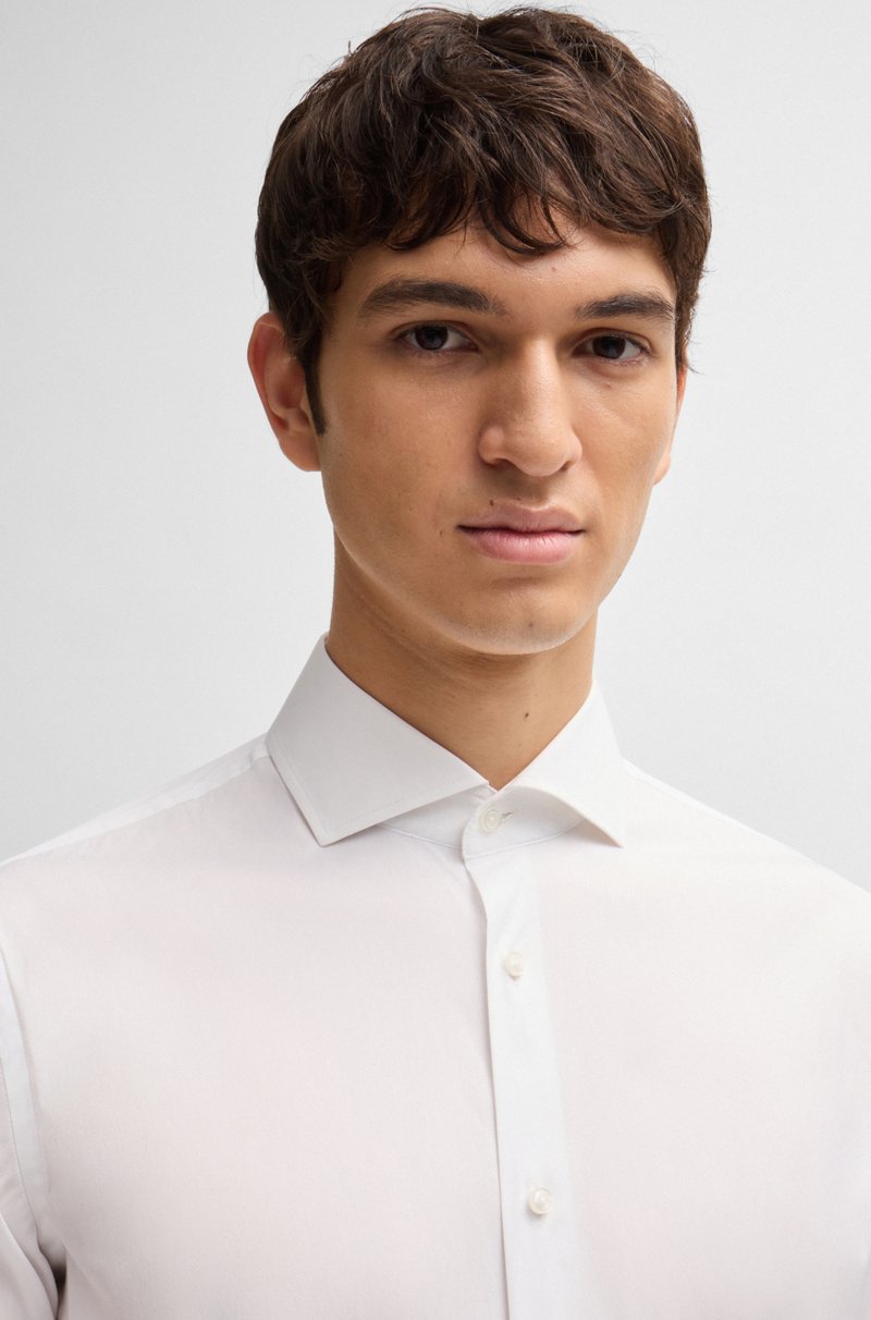 Hugo Boss Camisa slim fit de popelín de algodón de planchado fácil En oferta