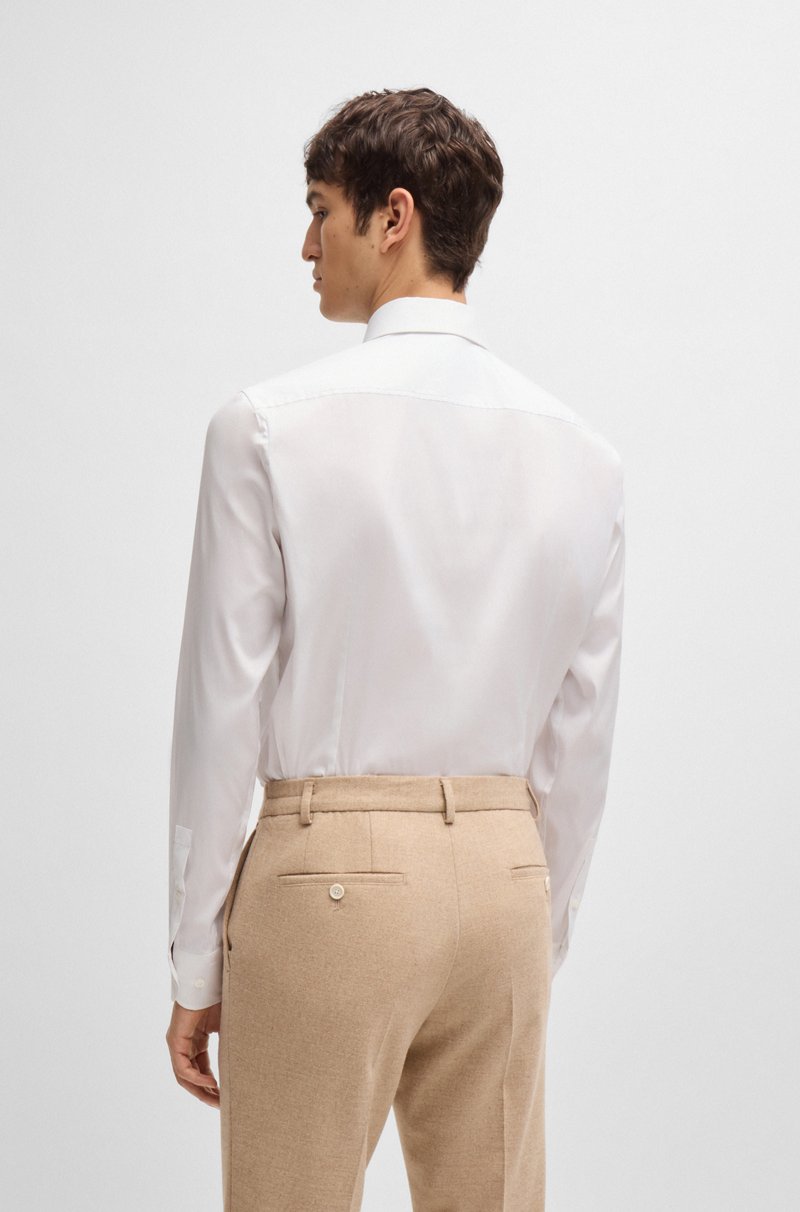 Hugo Boss Camisa slim fit de popelín de algodón de planchado fácil En oferta